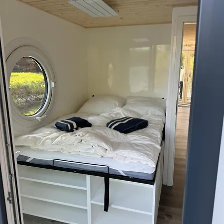 Ботель Vindua Pape - Festlieger