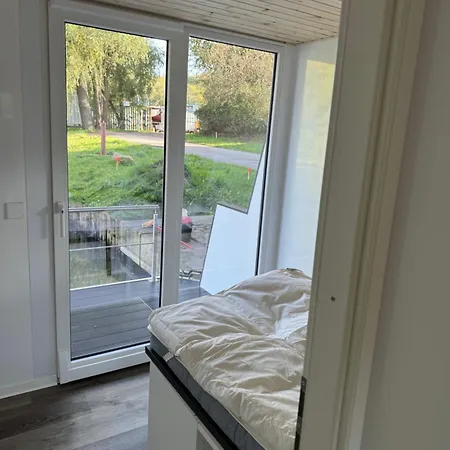 Vindua Pape - Festlieger